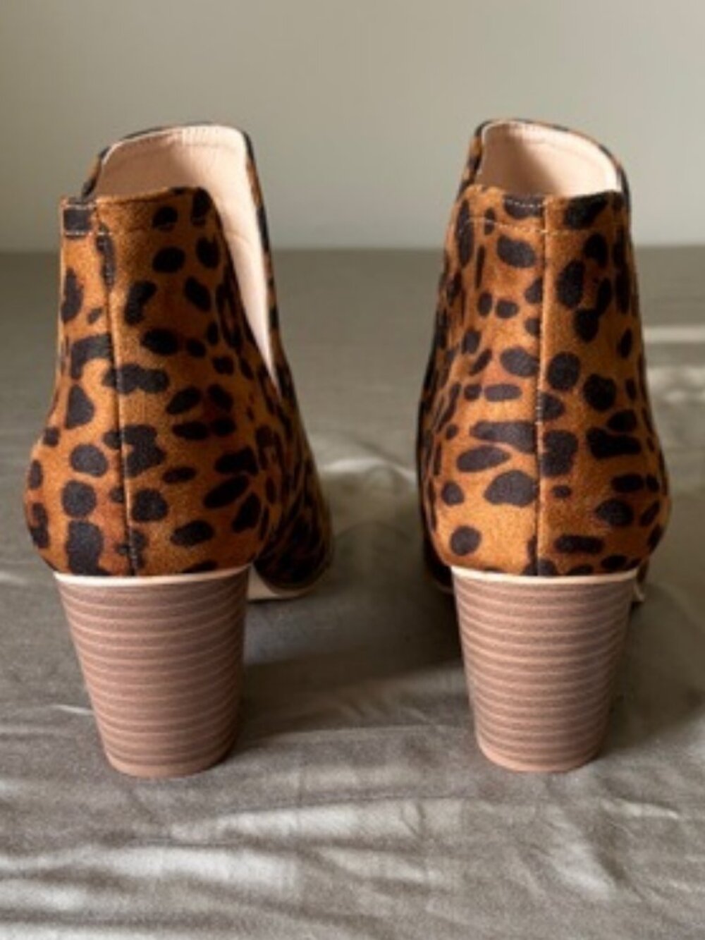 NWOT- women's leopard print booties- size 11 - Picture 2 of 5